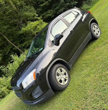Black 2015 Chevrolet Trax 1LS