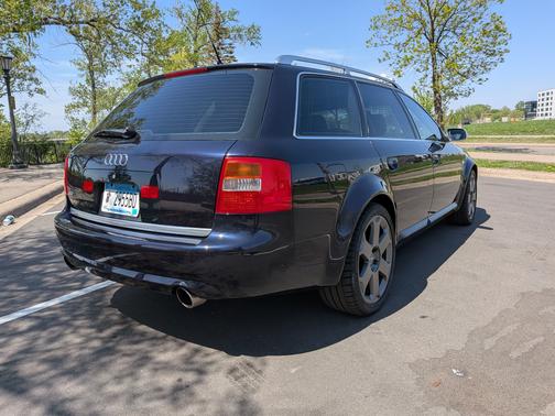2002 Audi S6 Avant