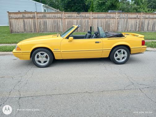 Yellow 1993 Ford Mustang LX 5.0L