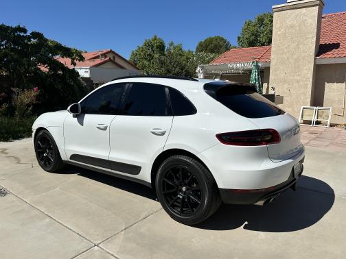 2015 Porsche Macan Macan S