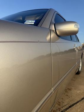 Beige 2000 Mercedes-Benz E-Class E320