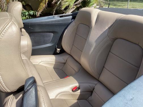 2015 Ford Mustang V6