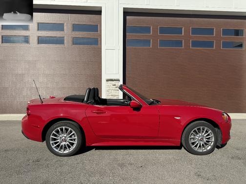 2018 FIAT 124 Spider Abarth