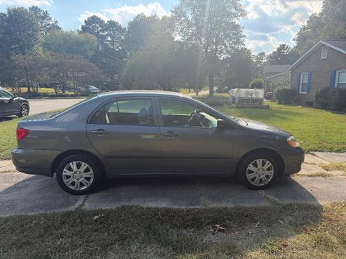 Gray 2007 Toyota Corolla CE
