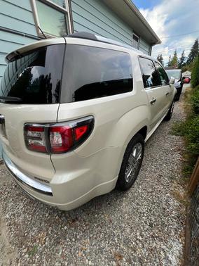 White 2015 GMC Acadia Denali