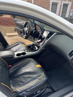 2015 INFINITI Q50 Premium