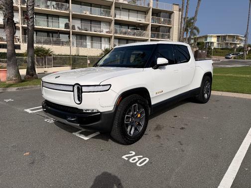 2022 Rivian R1T Launch Edition