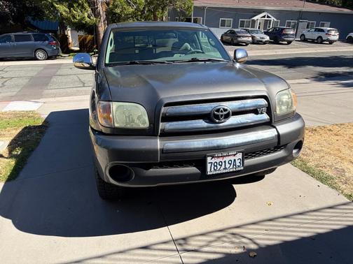 Gray 2006 Toyota Tundra SR5