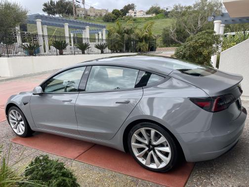 Photo 2 of 13 of 2019 Tesla Model 3 Standard Range