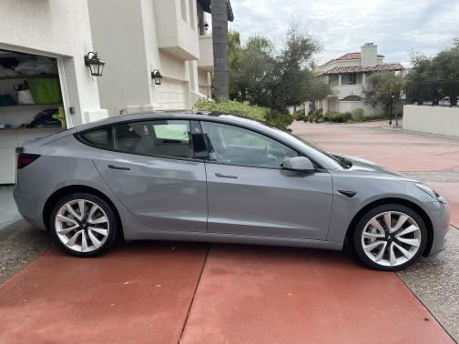 Photo 5 of 13 of 2019 Tesla Model 3 Standard Range