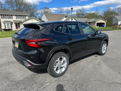 Black 2024 Chevrolet Trax LS