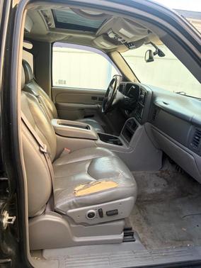 Black 2005 Chevrolet Suburban 1500 Z71