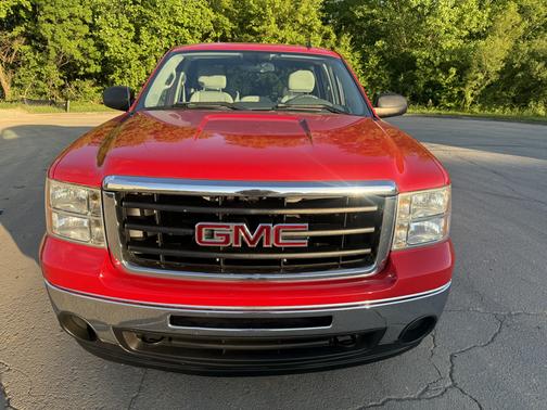 Red 2009 GMC Sierra 1500 SLE1 Crew Cab