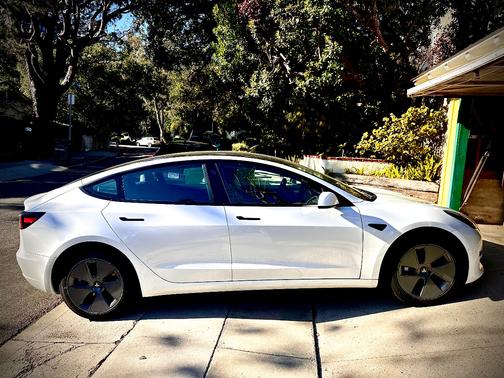 2022 Tesla Model 3 Base