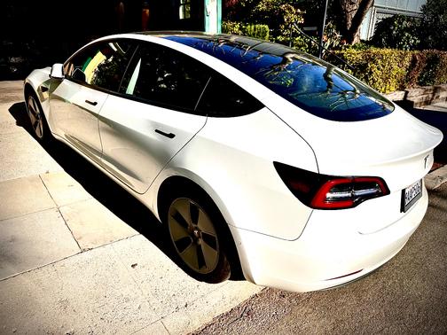 2022 Tesla Model 3 Base