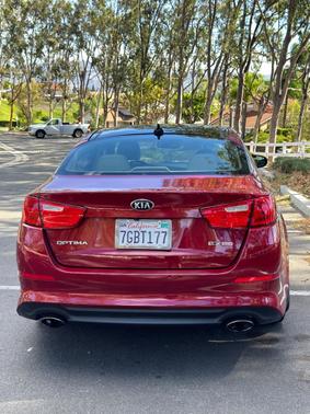 Red 2014 Kia Optima EX