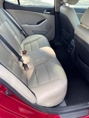 Red 2014 Kia Optima EX
