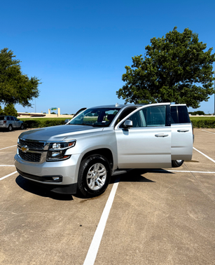 Silver 2019 Chevrolet Suburban LT