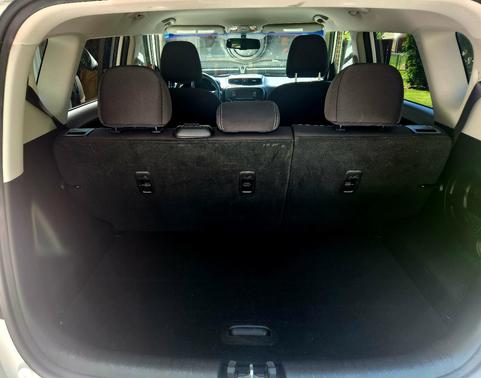 White 2018 Kia Soul Base