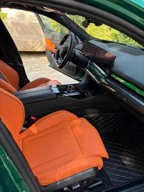 Green 2025 BMW M5 Base