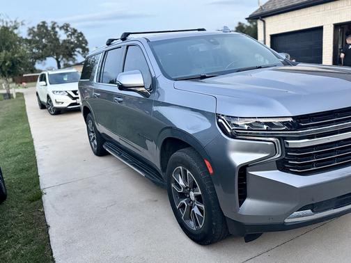 Gray 2022 Chevrolet Suburban LT