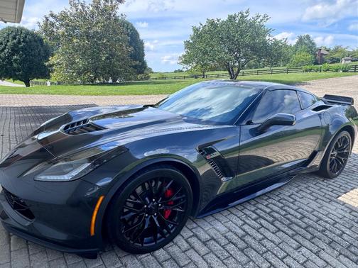 Gray 2019 Chevrolet Corvette Z06