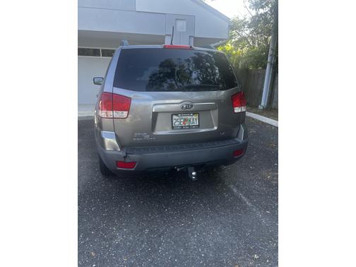 2009 Kia Borrego LX