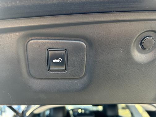 2013 Nissan Pathfinder SL