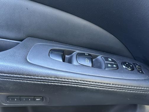 2013 Nissan Pathfinder SL