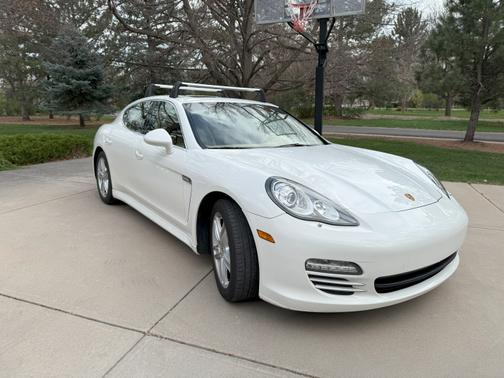 2010 Porsche Panamera 4S