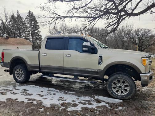 2017 Ford F-250 Lariat