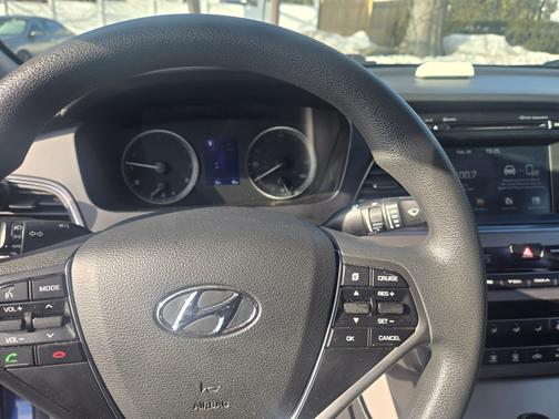 2017 Hyundai SONATA Sport