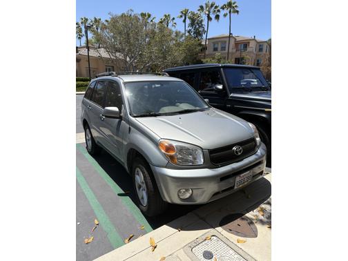 2005 Toyota RAV4 Base