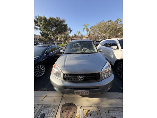2005 Toyota RAV4 Base
