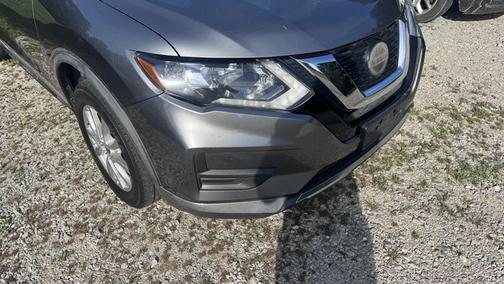 Gray 2018 Nissan Rogue SV