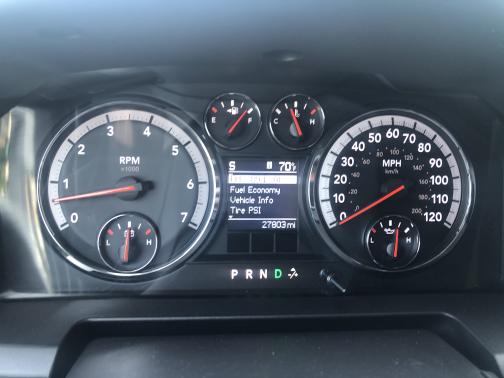 Photo 2 of 24 of 2010 Dodge Ram 1500 SLT