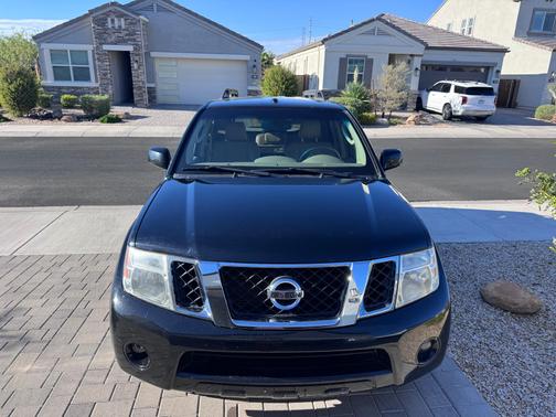 2011 Nissan Pathfinder Silver