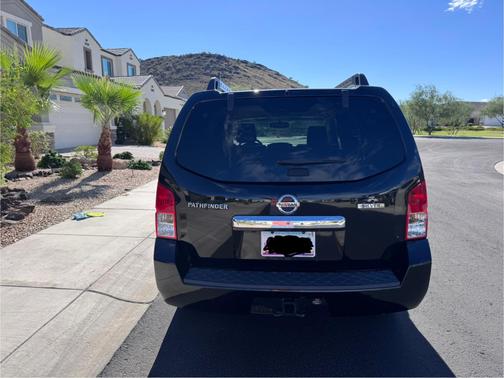 2011 Nissan Pathfinder Silver
