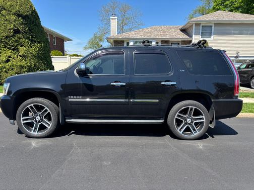 Black 2013 Chevrolet Tahoe LTZ
