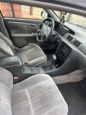1999 Toyota Camry LE