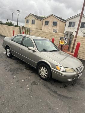 1999 Toyota Camry LE