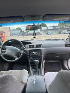 1999 Toyota Camry LE