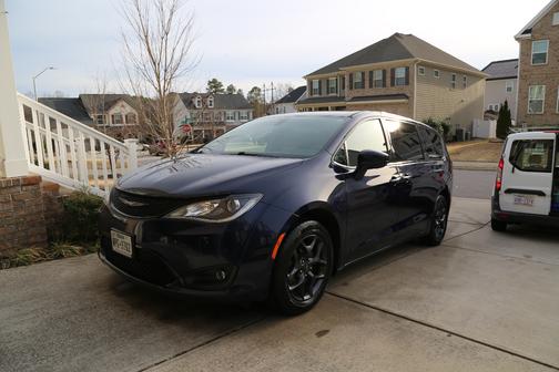 2020 Chrysler Pacifica Touring Plus