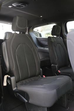 2020 Chrysler Pacifica Touring Plus