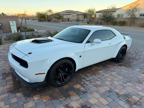 2023 Dodge Challenger R/T Scat Pack Widebody