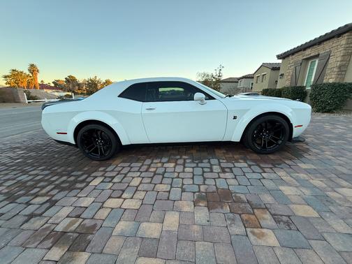 2023 Dodge Challenger R/T Scat Pack Widebody