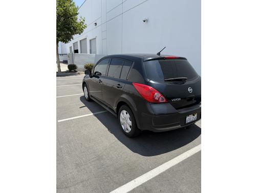 2009 Nissan Versa 1.8 S
