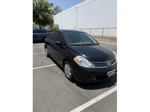 2009 Nissan Versa 1.8 S
