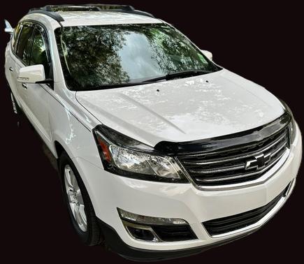 White 2016 Chevrolet Traverse 1LT
