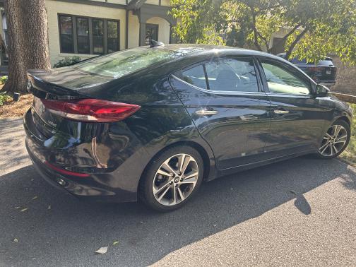 2017 Hyundai ELANTRA Limited